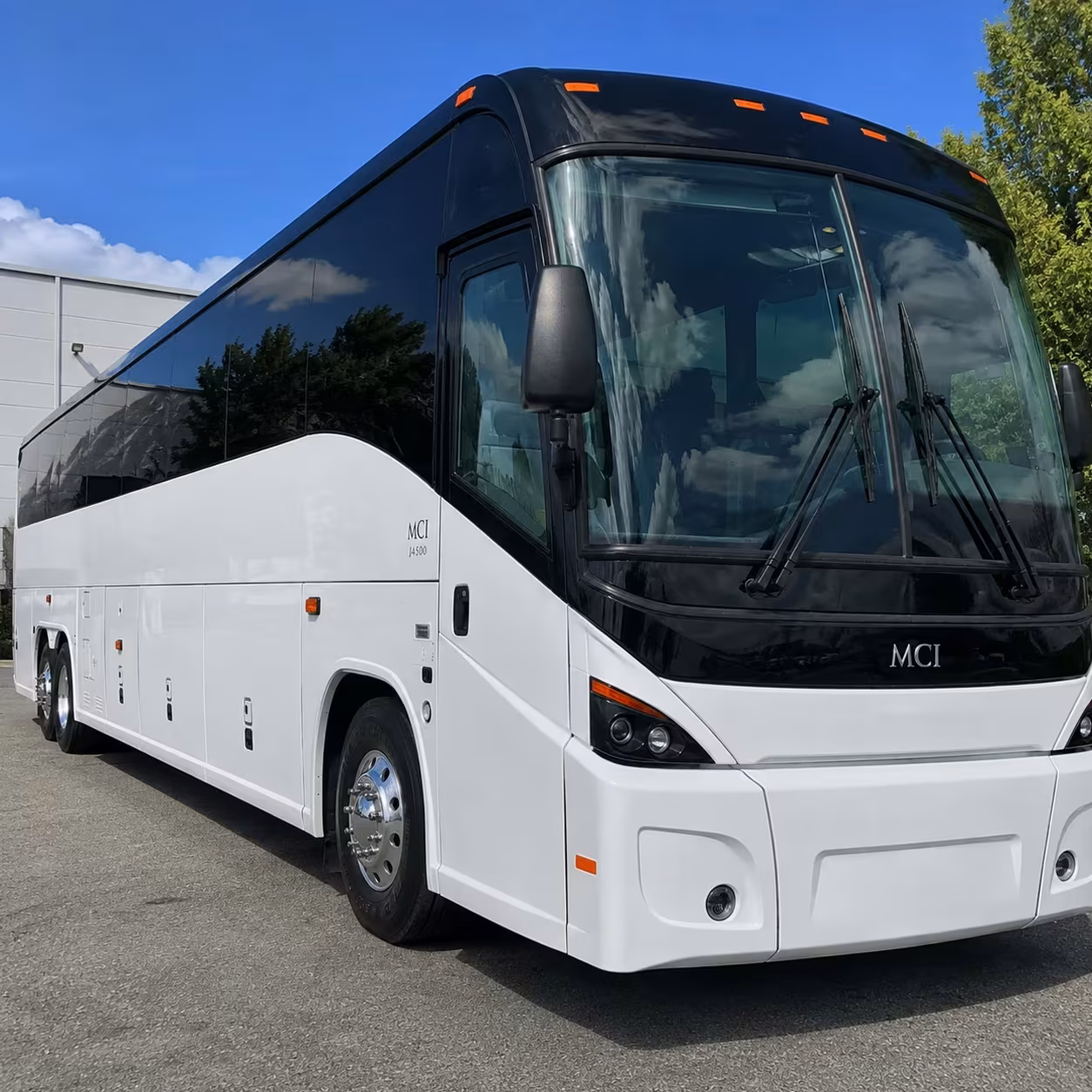 irvine employee shuttle buses for tech and biotech commuters